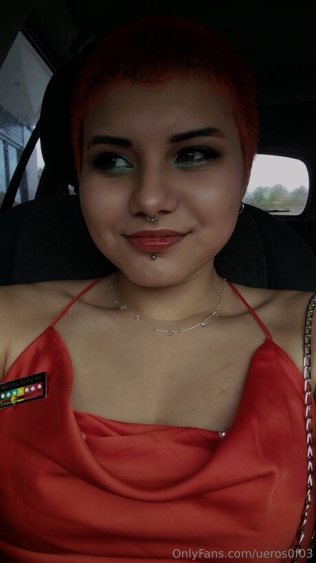 E E19 beautiful actress images