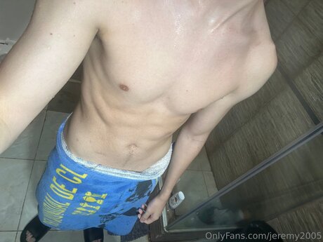 Jeremy2005 star perfect photos