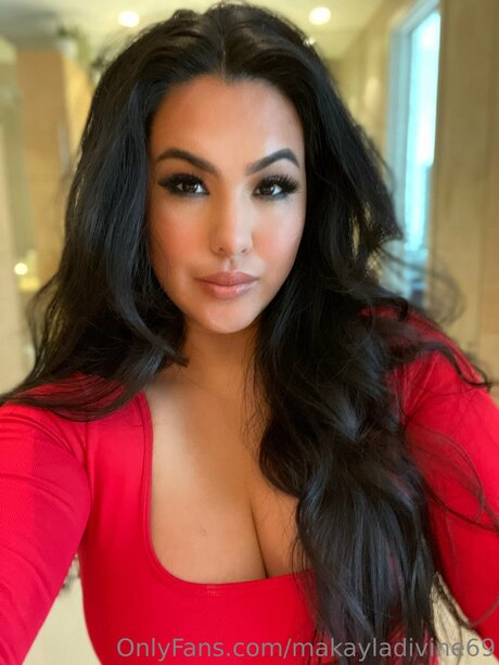 Makayladivine69 naked pornstar images