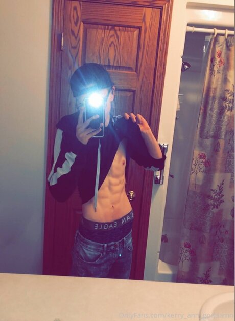 Kerry Ann Goddamn sexy star image