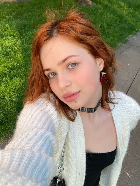 Pineappleri adult star picture