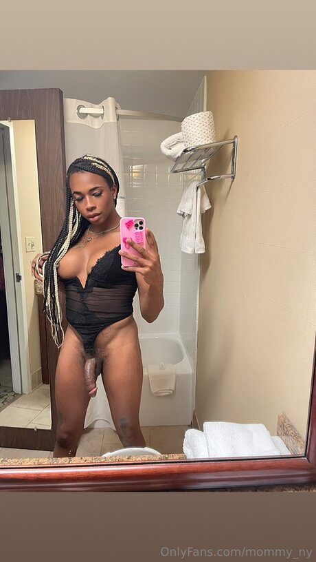 Mommy Ny pornstar naked galleries