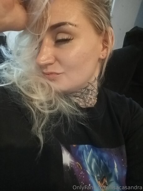 Lisacasandra hd actress photo