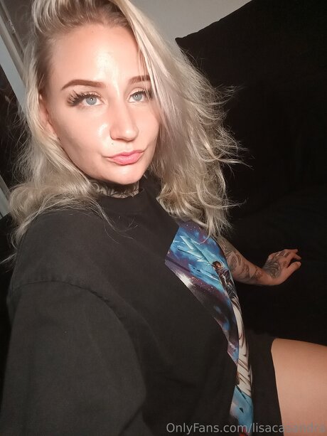 Lisacasandra actress photo