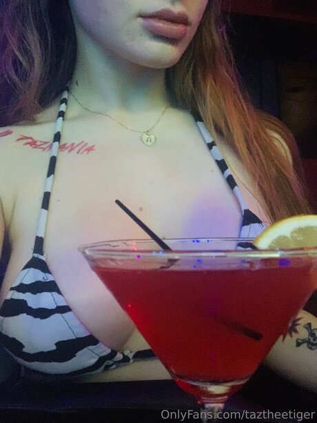 Taztheetiger model nudes pics