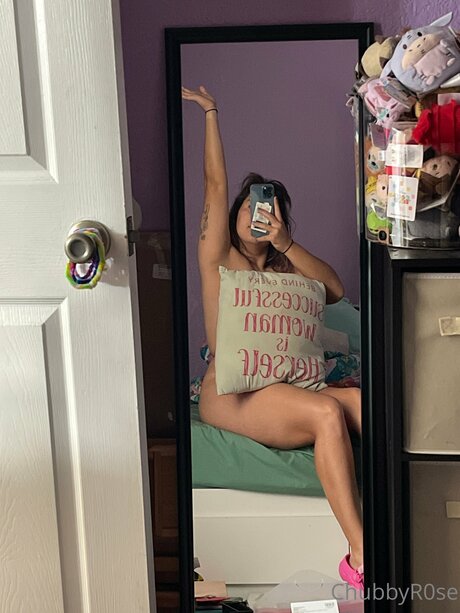 Chubbbyrose nudes pornstar img