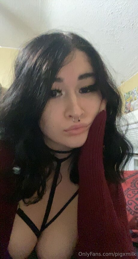 Pigxmilk sexy actress gallery