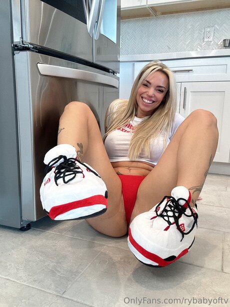 Rybabyoftv Profile pic