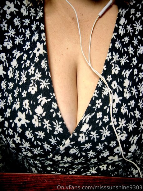 Misssunshine9303 model sex image