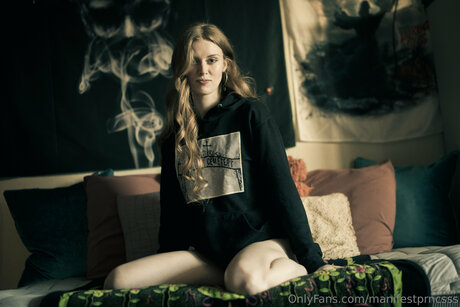 Manifestprncsss model adult gallery