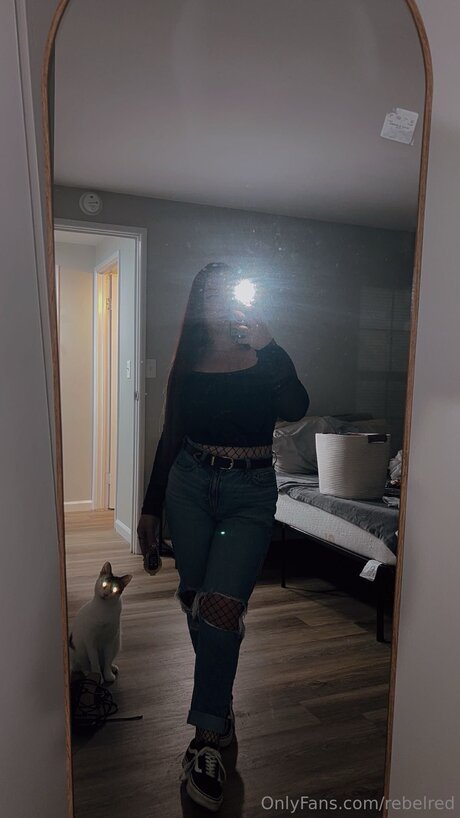 Rebelred naked actress photo