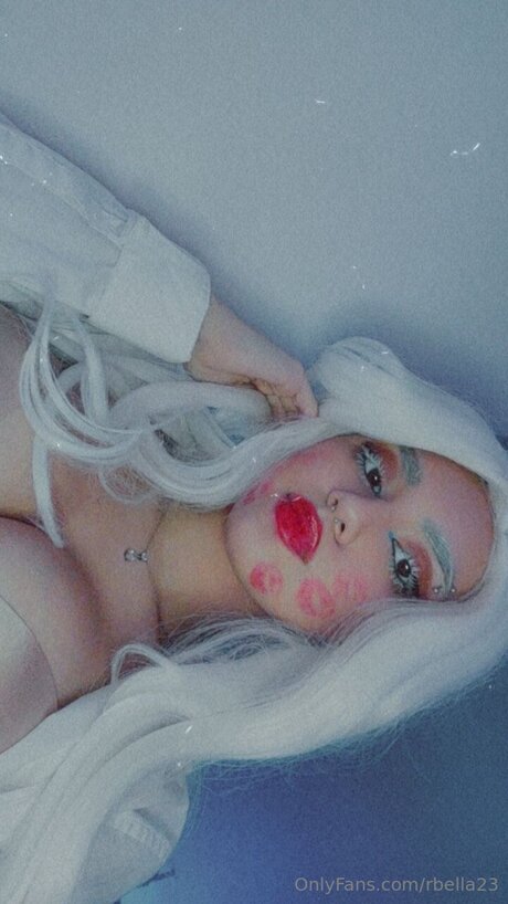 Rbella23 pornstar naked pic