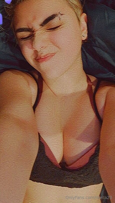 Rbella23 pornstar hot photos