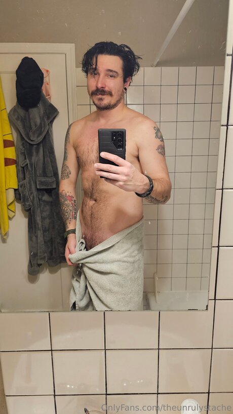 Theunrulystache free actress photo