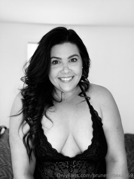 Brunettetexan69 nice actress pictures