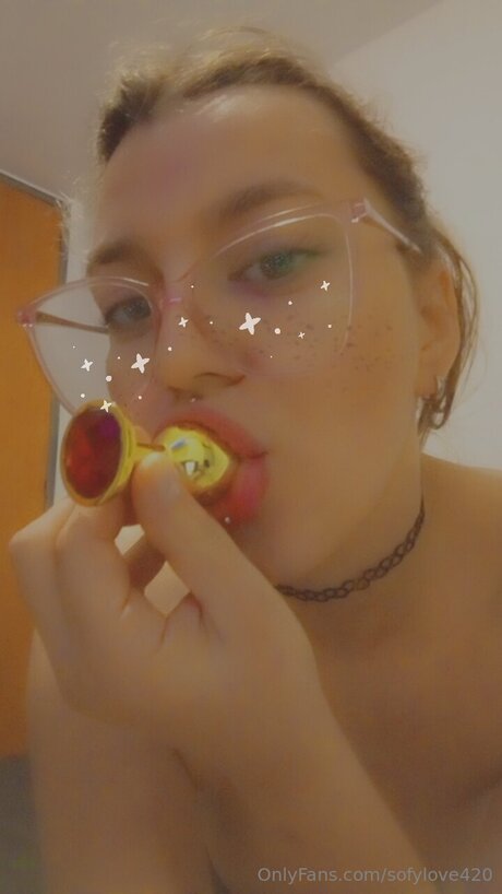 Sofylove420 pornographic model gallery