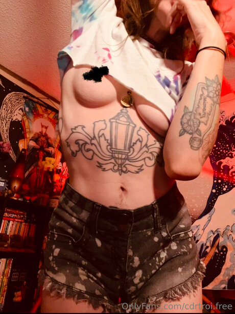 Cdrtroi Free model high quality photo