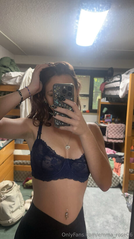 Emma Rose06 pornstar sex photos