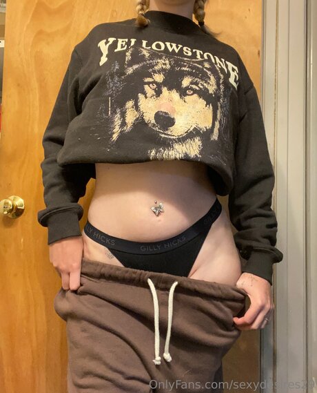 Sexydesires29 star porn photo