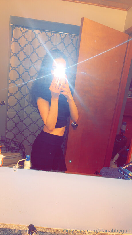 Alanabbygurl xxx star pics