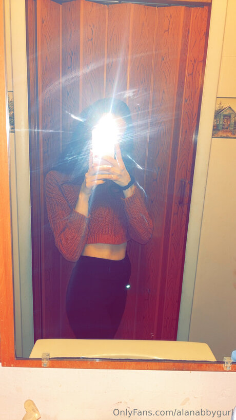 Alanabbygurl pornographic actress images