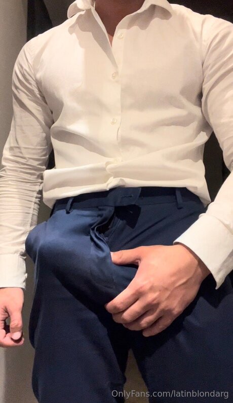 Latinblondarg model perfect pics