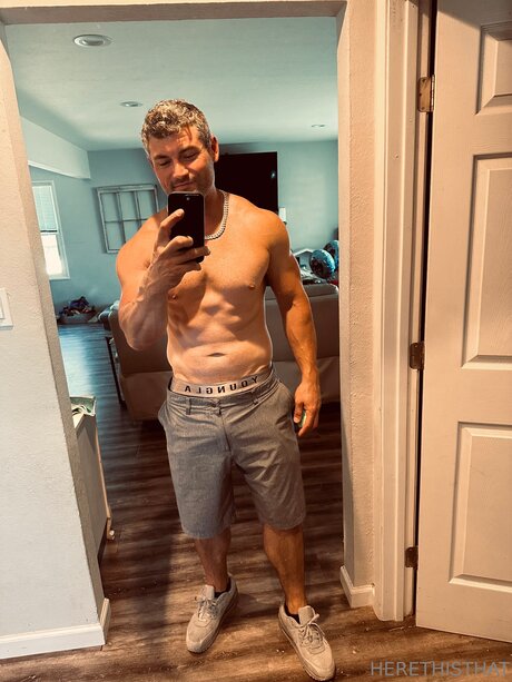 Herethisthat star sexy pics