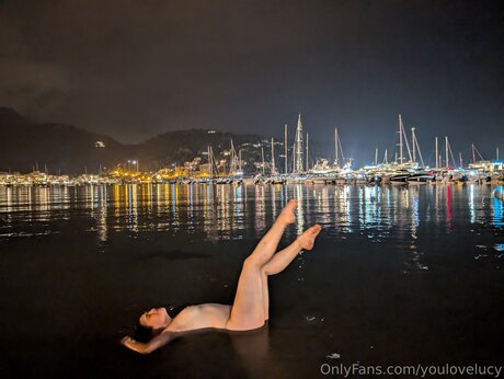 Youlovelucy perfect star pic