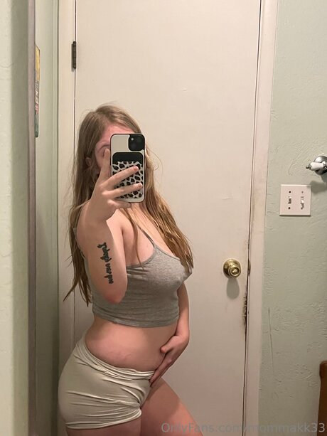 Mommakk33 model exclusive archive