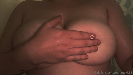 Mommakk33 hot pornstar photo