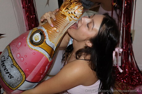 Yummysweetness high quality actress photos