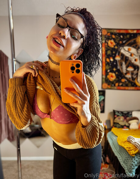 skinny blonde onlyfans art porn pics