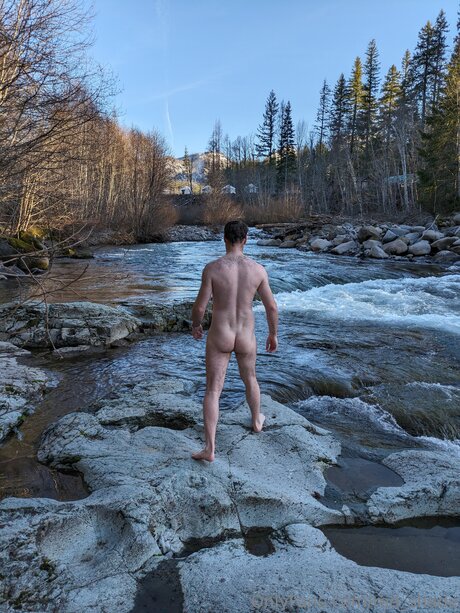 Red Hart model nudes galleries