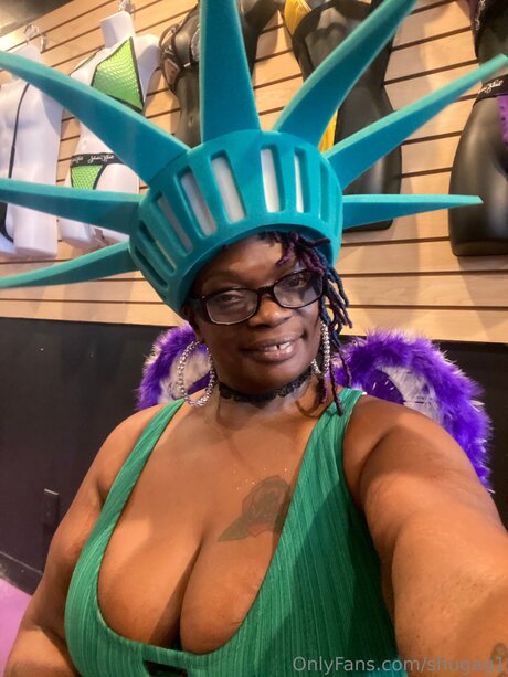 Shugag1 sexy actress img