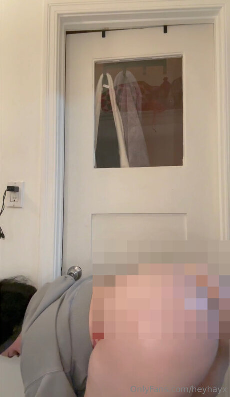 Heyhayx pornographic model photos