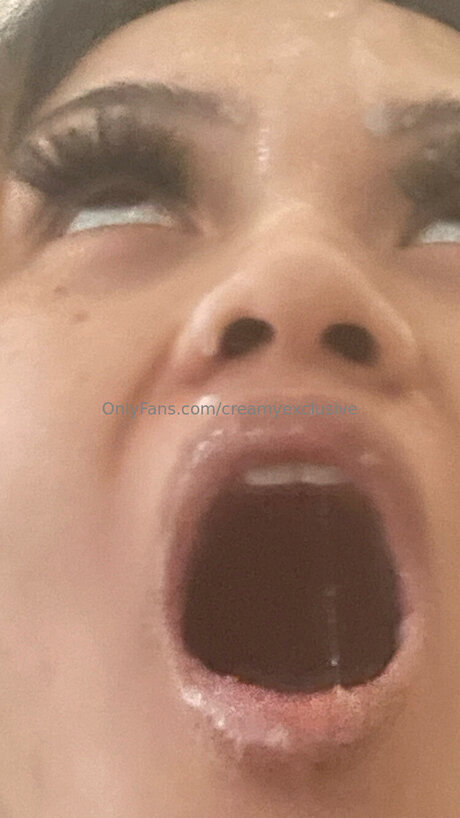 Creamyexclusive sexy model pic