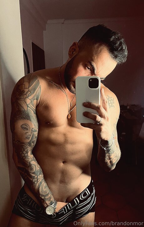 Brandonmor adult model image