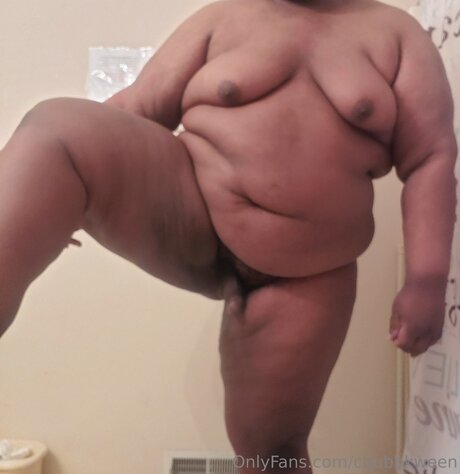 Chubbkween model sex photo
