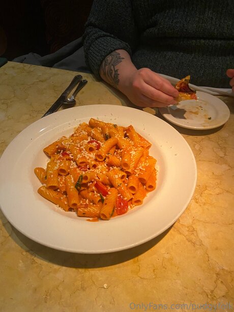 Pudgyfolk free pornstar images