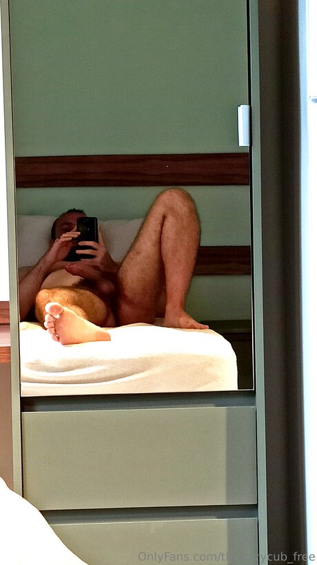 Thefurrycub Free star xxx galleries