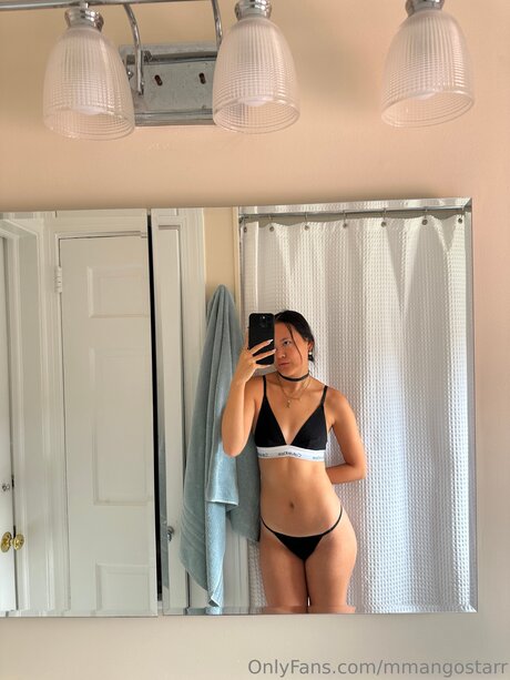 Yuki Moon 0 0 model porn photo