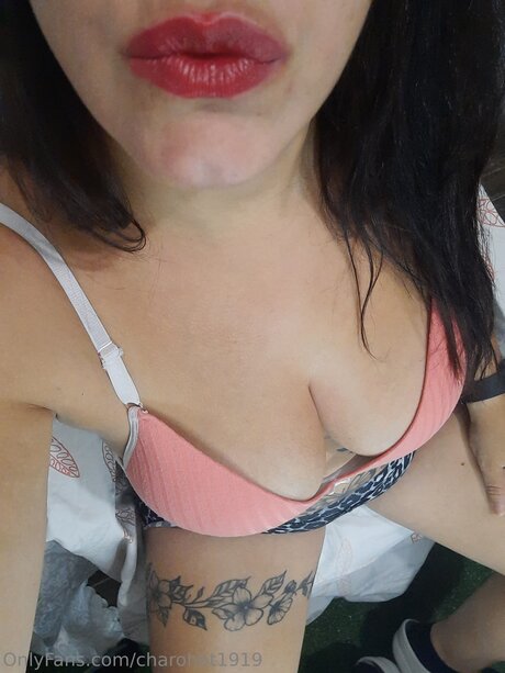 Charohot1919 model xxx image