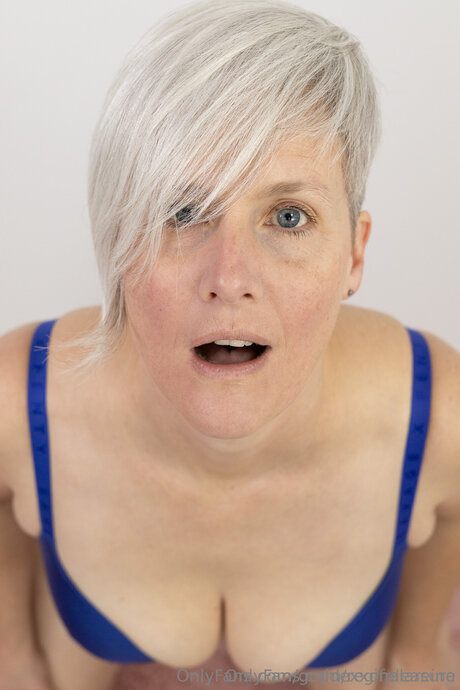 Reginalareina porn model pictures