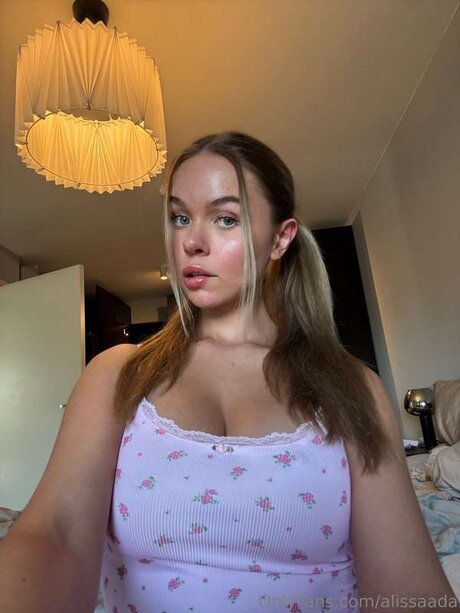 Alissaada star adult images