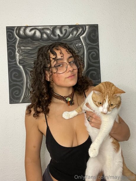 Maya Morocha high quality actress photo