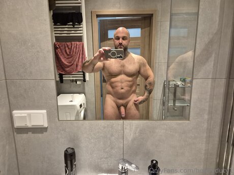 Heavyduty1 exclusive actress pic