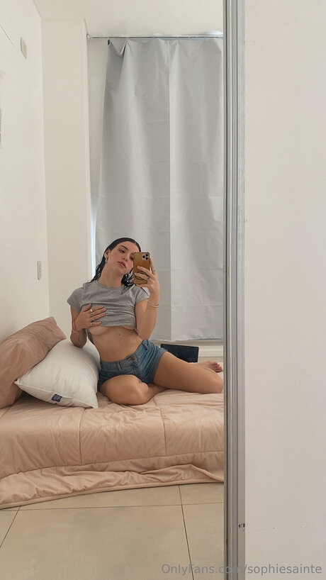 Balmy pornstar exclusive galleries