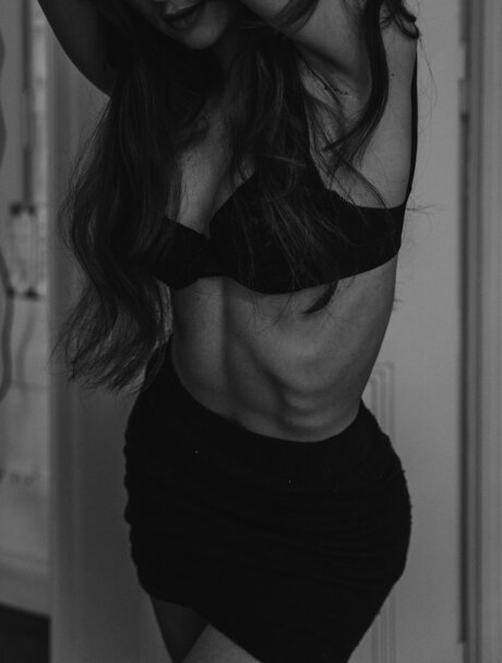 Larahook nudes star galleries