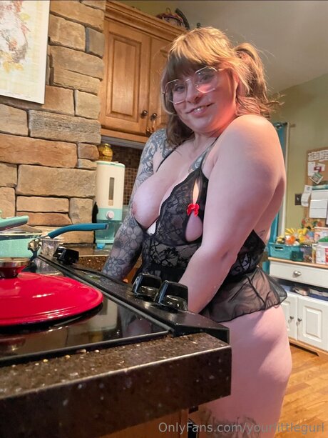 Yourlittlegurl pornstar naked gallery