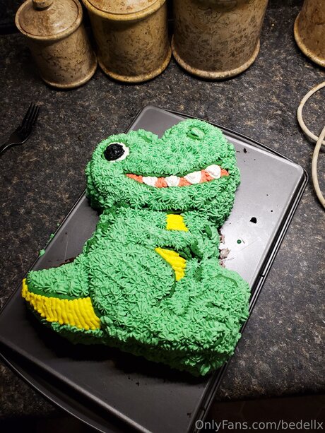 Bedellx model nudes image